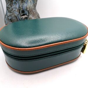Wolf Designs Green Leather Jewelry Box